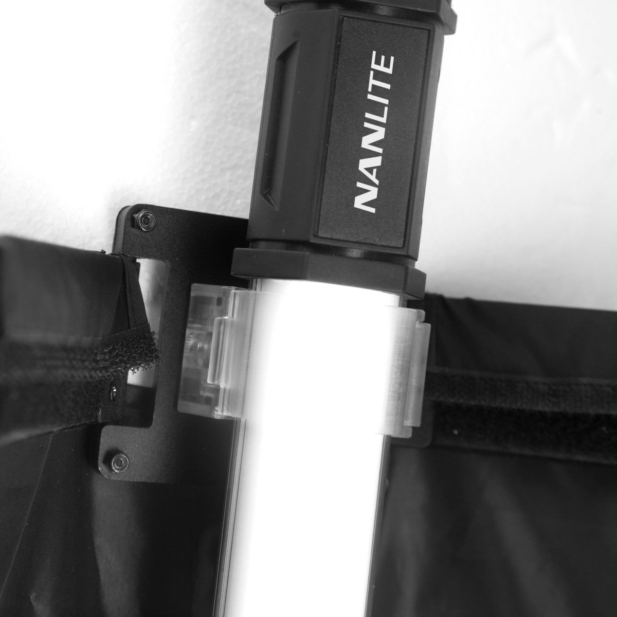 Nanlite PavoTube II 15C 2' LED Tube Light with AC Charger, Mount, and Case